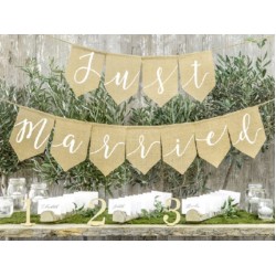Σημαιάκια γάμου υφασμάτινα Just Married Σημαιάκια γάμου υφασμάτινα Just Married